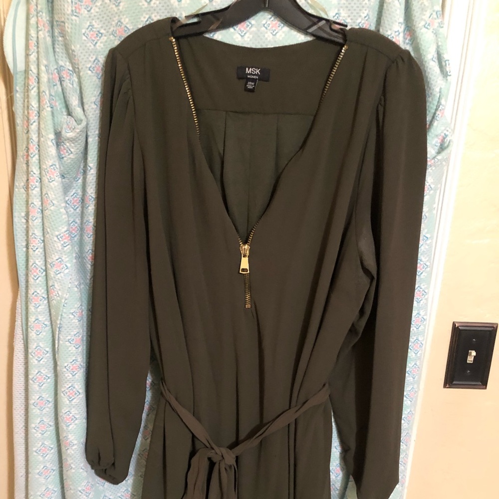 Plus size dress